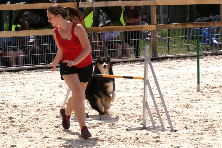 Sabrina und Blue, Jumping